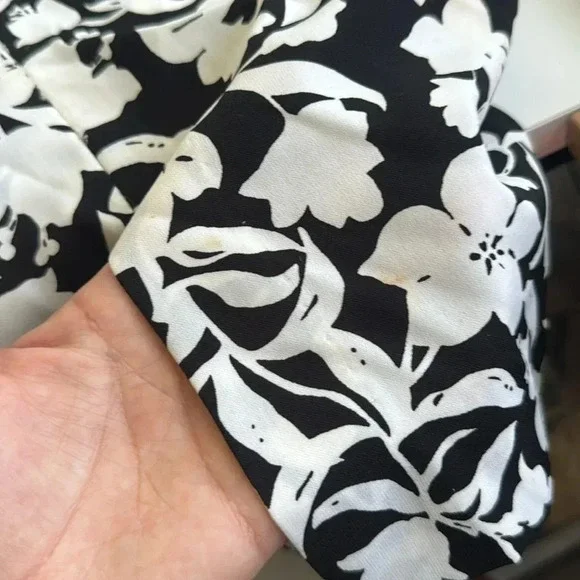 Tehama Black & White Floral Golf Skort - Size 10 - Picture 10 of 13